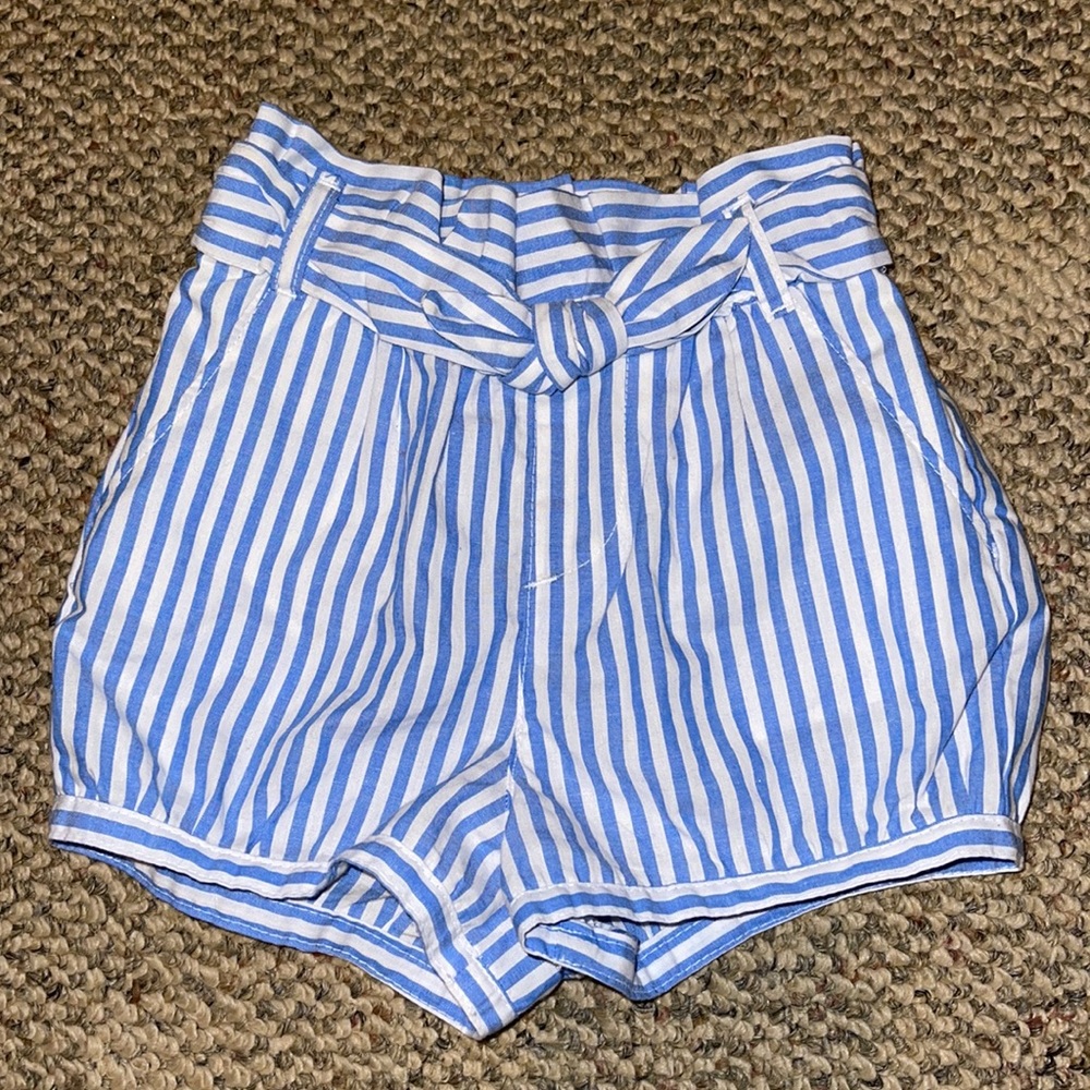 Gap shorts